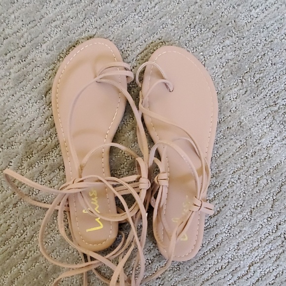 NWOT LULU'S LACE UP FLATS - Picture 4 of 5